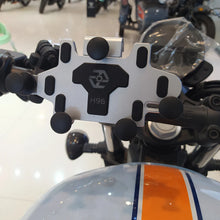 Soporte de móvil para moto de aluminio con sistema de bloqueo por gravedad